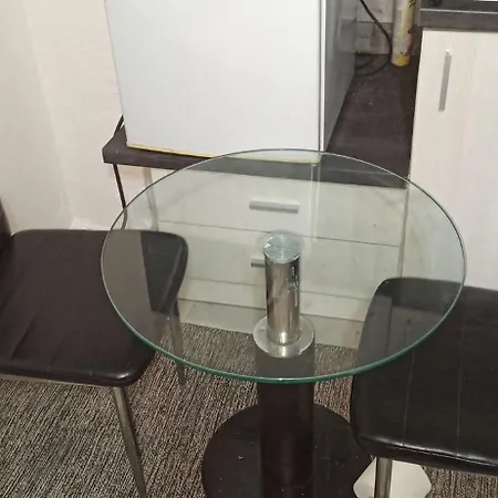 Apartment Amazing 9 Minutes Wak From Center *
